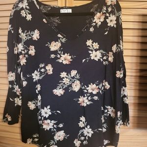 Maurices flower top
